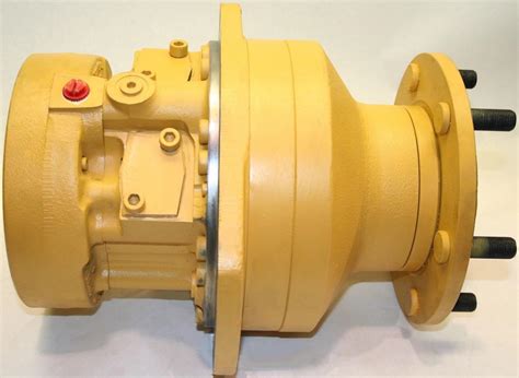 size of hydraulic drive motor for skid steer|bobcat hydraulic motor.